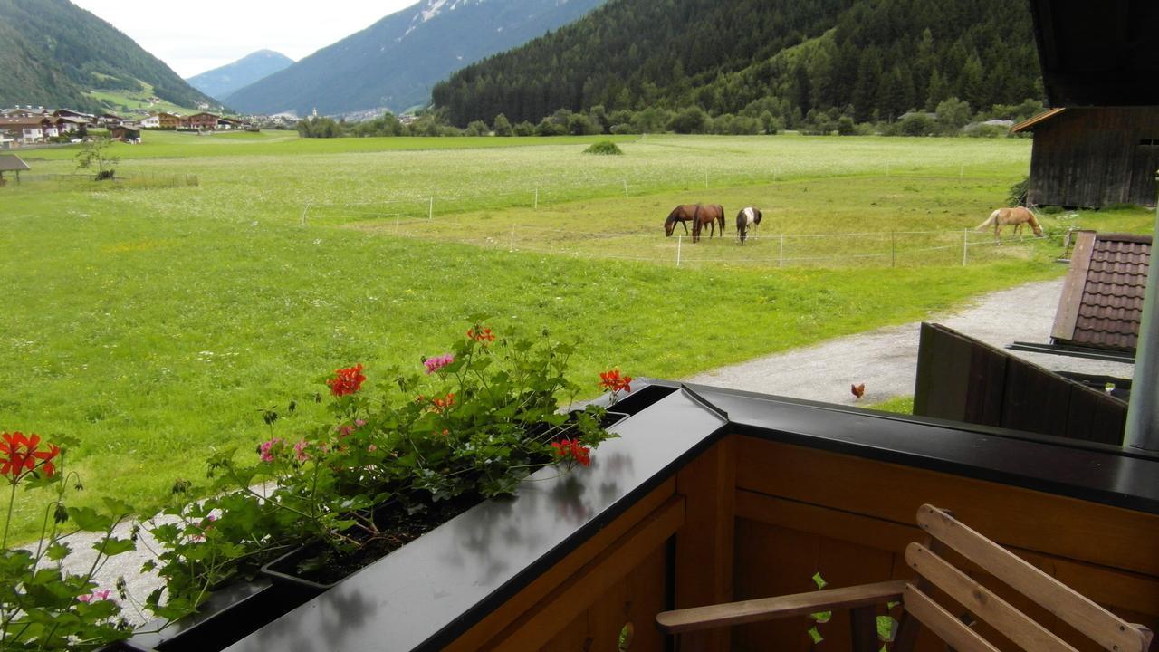 Hostal Luenerhof Neustift im Stubaital Exterior foto